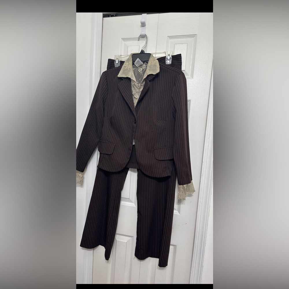 Two-piece striped pants suit size 8